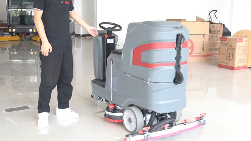 分享13點(diǎn)，讓你正確使用全自動(dòng)洗地機(jī)